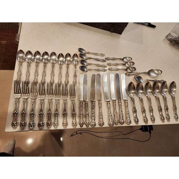 Old Orange Blossom by Alvin Sterling Silver Flatware Set Service 39 pcs - Picture 2 of 10